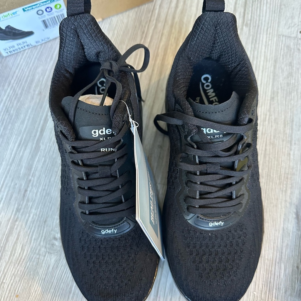 Gdefy Women's Black Athletic Shoes